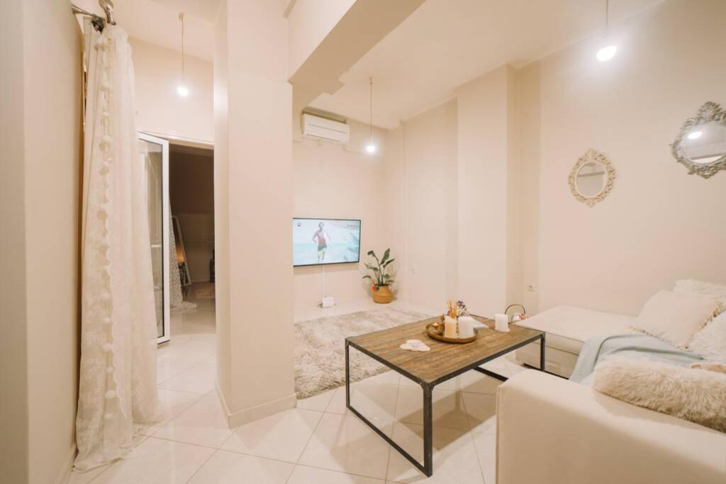 Appartement Debbies House à Kalamata Extérieur photo